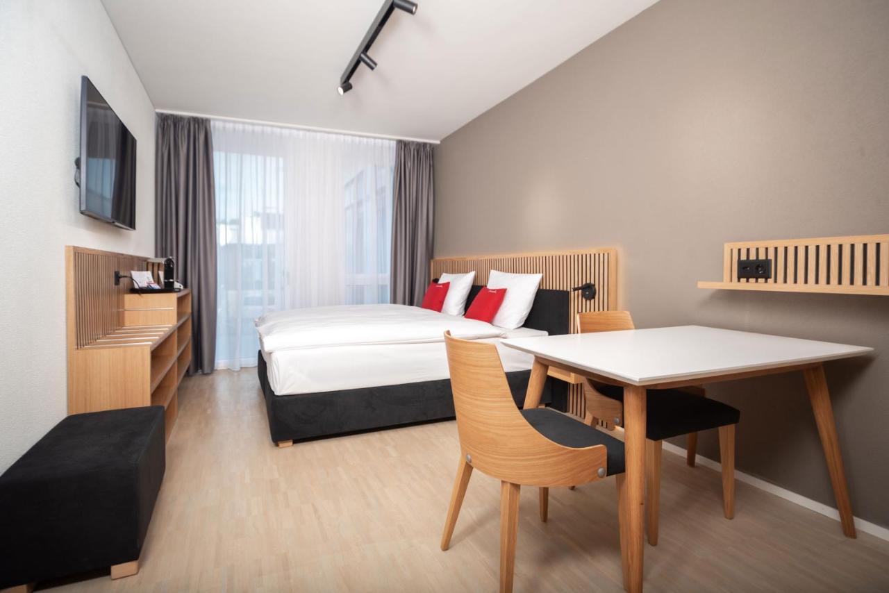 Tailormade Hotel Bab Bachenbuelach Bachenbulach Eksteriør bilde